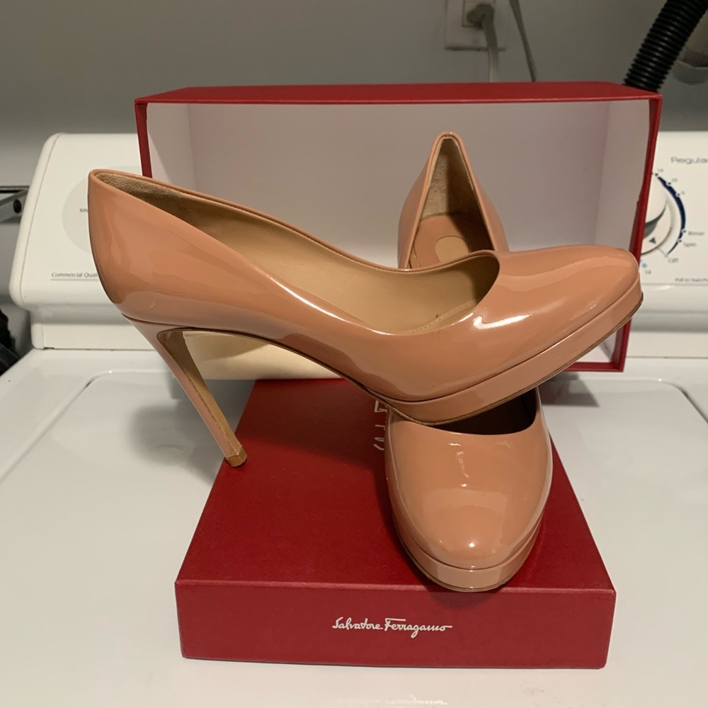 Salvatore Ferragamo- Teora New Blush Patent Calf